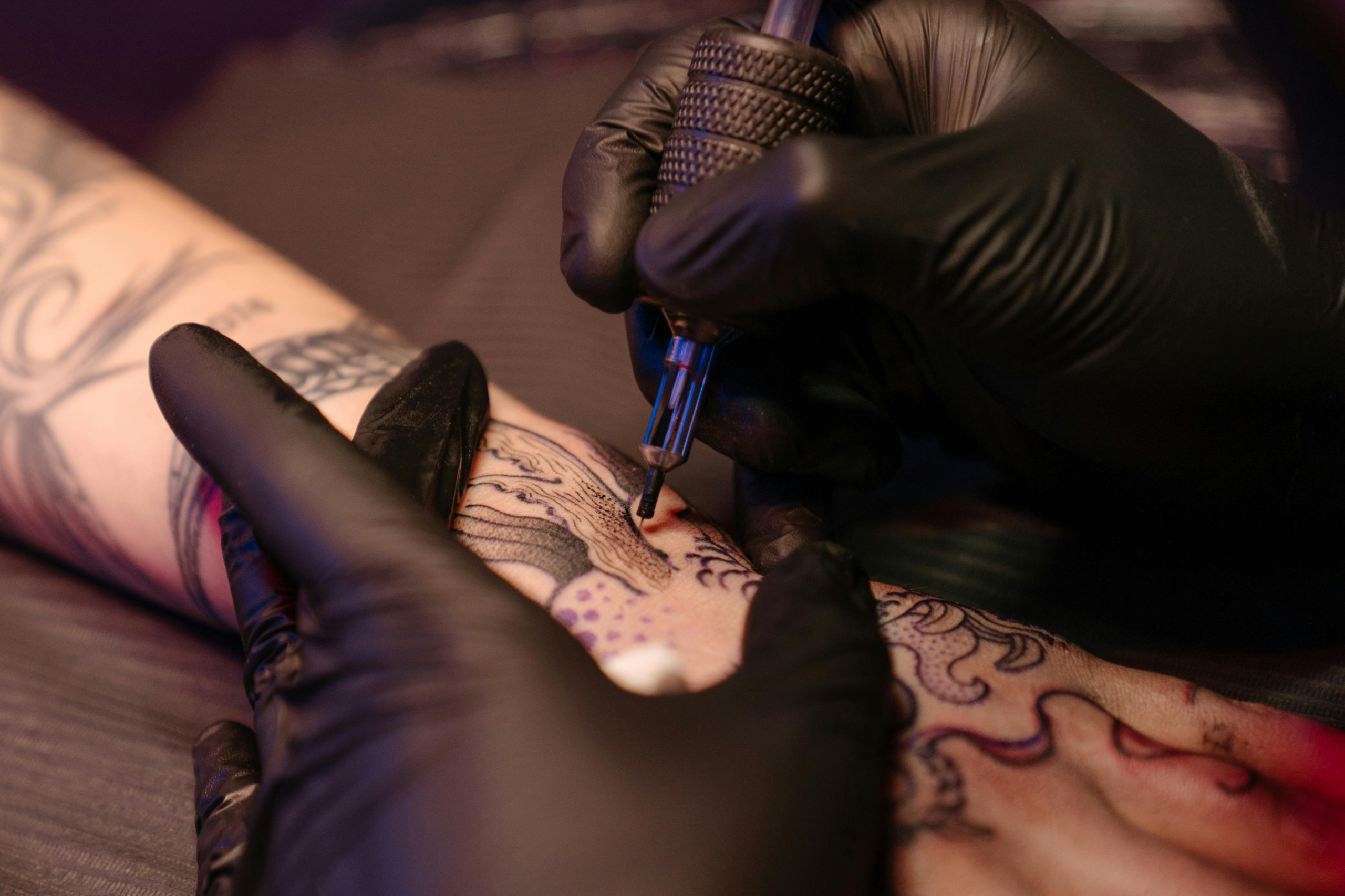 From Flash Days to VIP Books: Creating Tattoo Offers That Actually Sell